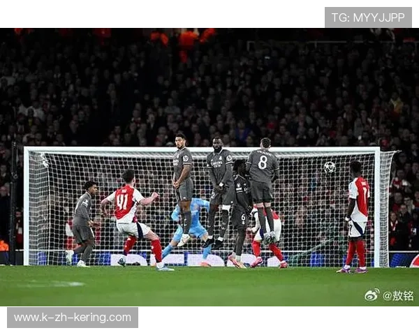 切尔西弧顶外脚背传出绝妙直塞